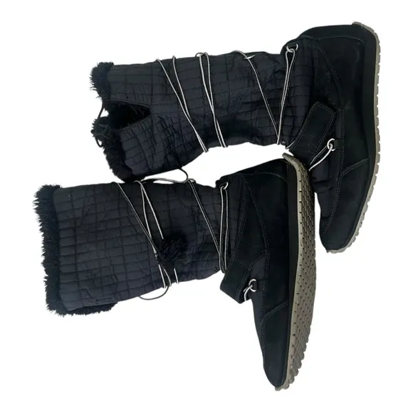 Timberland Boots Womens 10 Black Knee High Suede Pom Pom Lace Up Winter Snow