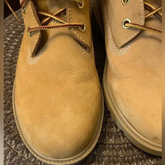 Timberland Classic Boots Boys Kids Size 6 Big Kids Waterproof Nubuck Wheat 10960