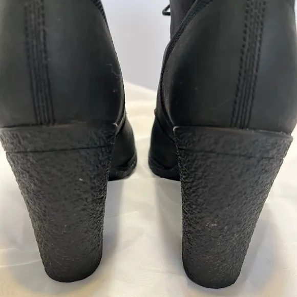 Timberland Earthkeepers Glancy Lace Up Heeled Boots Booties Leather Sz 9.5 Black