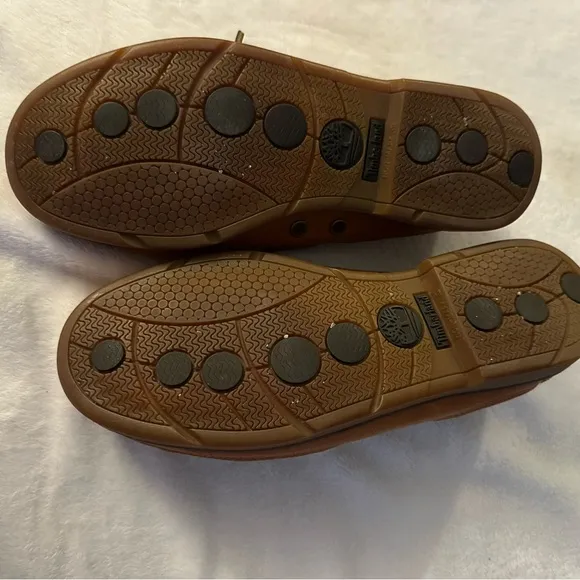 Timberland Men's Brown Leather Boat Shoes size 9.