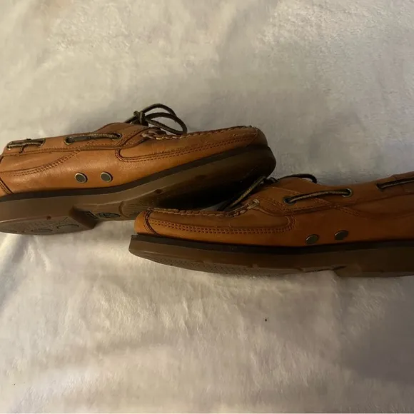 Timberland Men's Brown Leather Boat Shoes size 9.