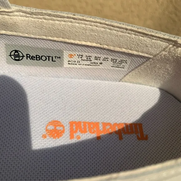 Timberland white leather flats platform size 7.5