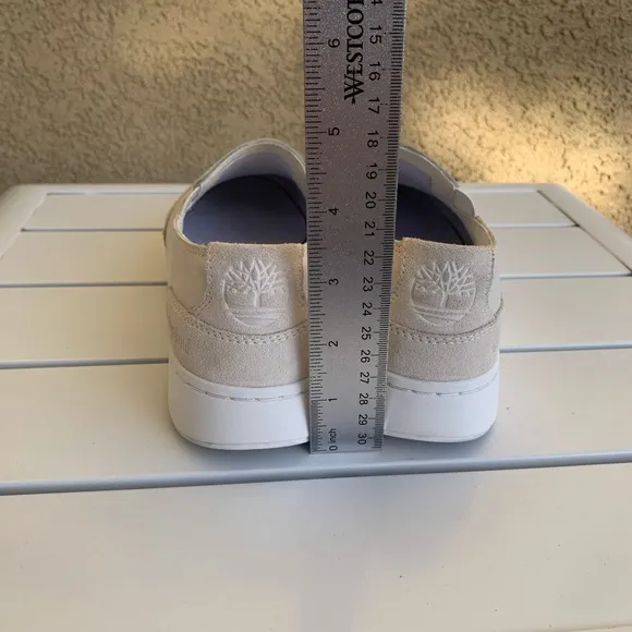 Timberland white leather flats platform size 7.5