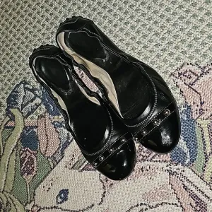 Tod's black patent leather ballerina flats studded detail Women's 7
