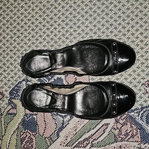Tod's black patent leather ballerina flats studded detail Women's 7