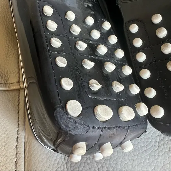 Tod's Black Patent Leather Moccasins Sz 39 US 8.5 White Bow Classic Chic Soft