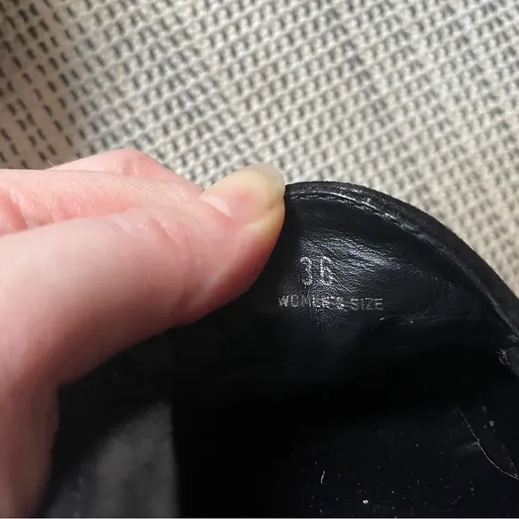 Tod’s Black Suede Driving Moccasins
