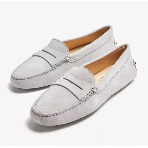 Tod’s Gommino Suede Loafers Drivers Moccasins