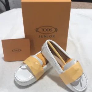 Tods jr  boys shose