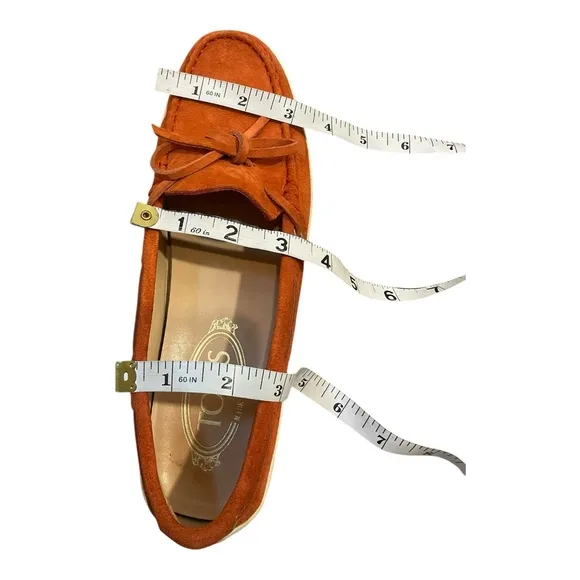 Tods Women’s Orange  Suede Slip On Moccasin Slipper Flats  Size 8.5