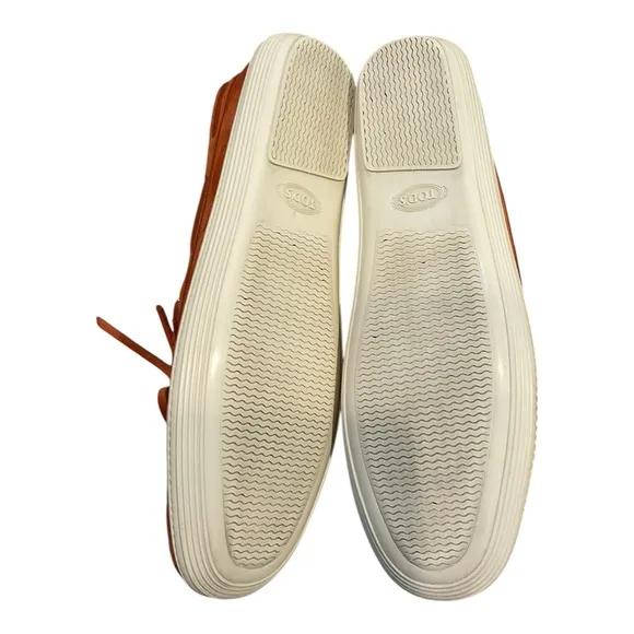 Tods Women’s Orange  Suede Slip On Moccasin Slipper Flats  Size 8.5
