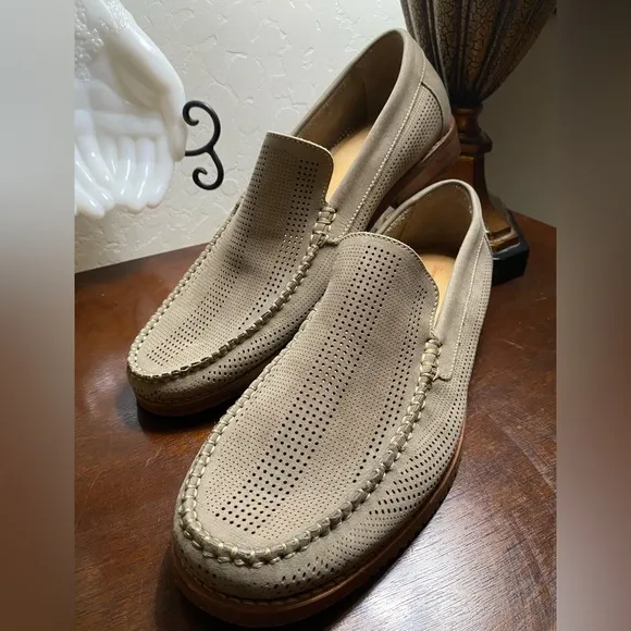 Tommy Bahama Men’s Felton Leather Nubuck Loafers 9.5M Beige Preppy Boat Shoes