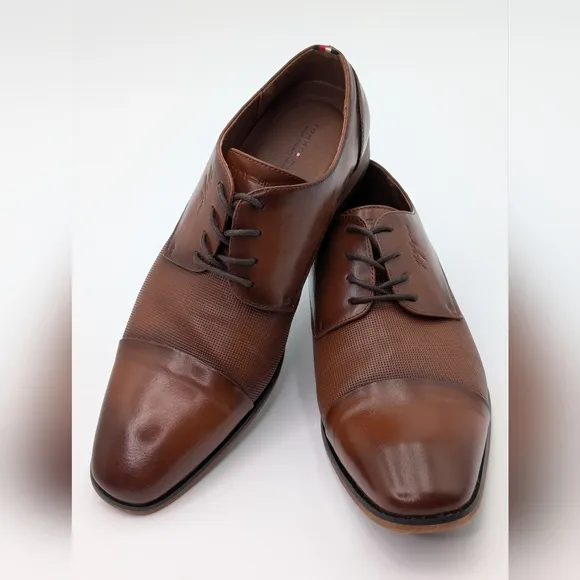 Tommy Hilfiger Men's Sheldon Lace Up Dress Oxfords Medium Brown 8.5