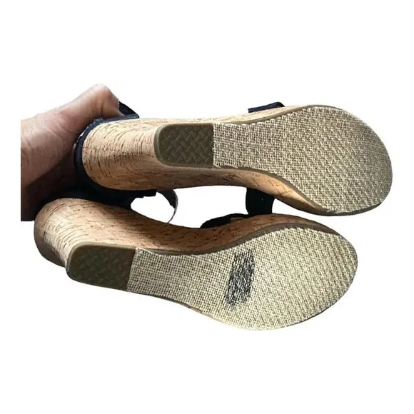 Toms Black Wedges Sandals Size 7.5 Open Toe Ankle Strap Heel Wedge Casual