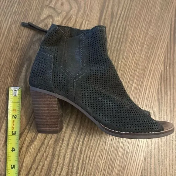 Toms Heeled Ankle Boots