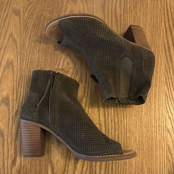 Toms Heeled Ankle Boots