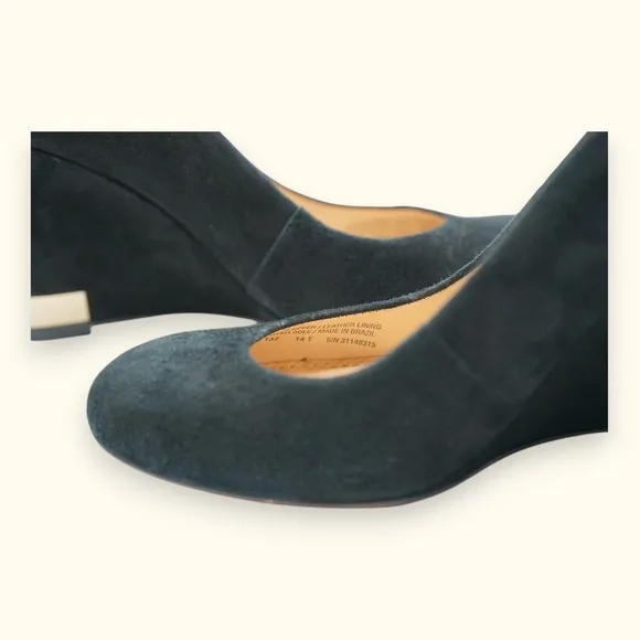 Tory Burch Astoria Wedge Lancaster Suede Shoes Size‎ 6M ~ Heel 3.5&quot;
