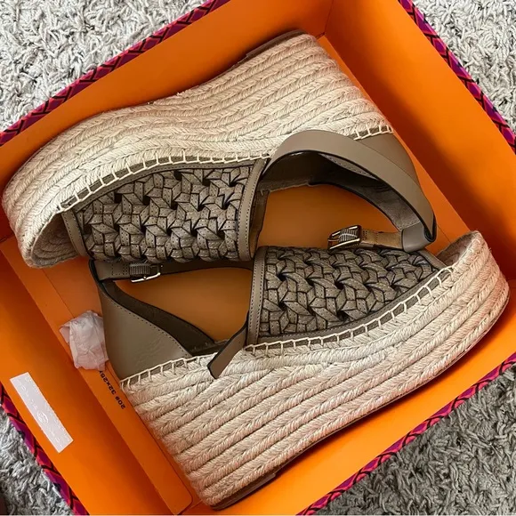 Tory Burch Basketweave Espadrille Ankle Strap Wedges Leather, NWT, Size 10