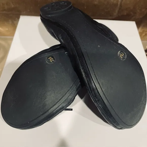 Tory Burch Black Ballet Flats Size 7