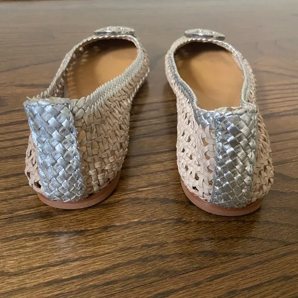 Tory Burch Chelsea taupe silver woven leather 7