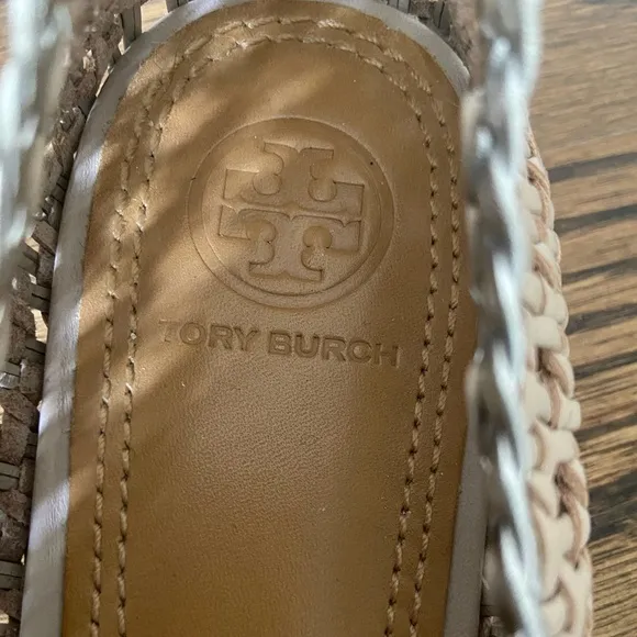 Tory Burch Chelsea taupe silver woven leather 7