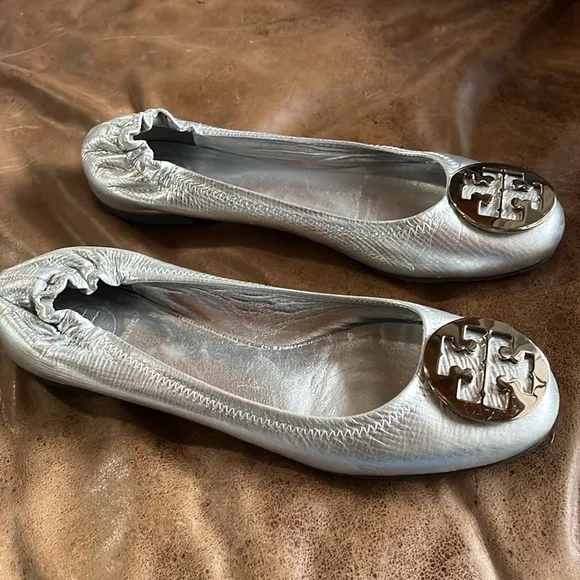 Tory Burch Claire Cap Toe Ballet flats