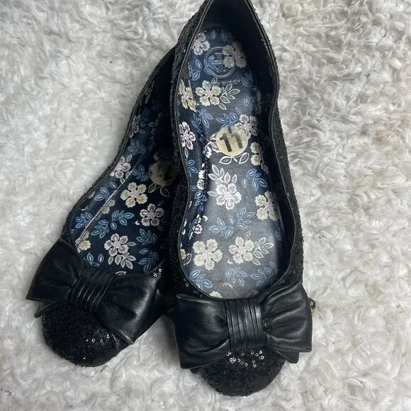 Tory Burch Divine Bow  black Sequin Leather Flats with front bow accent Size 11