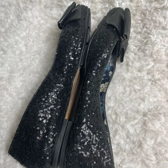 Tory Burch Divine Bow  black Sequin Leather Flats with front bow accent Size 11