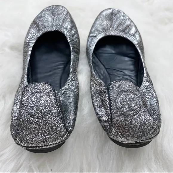 Tory Burch Eddie Scrunch Flat in Metallic Leather