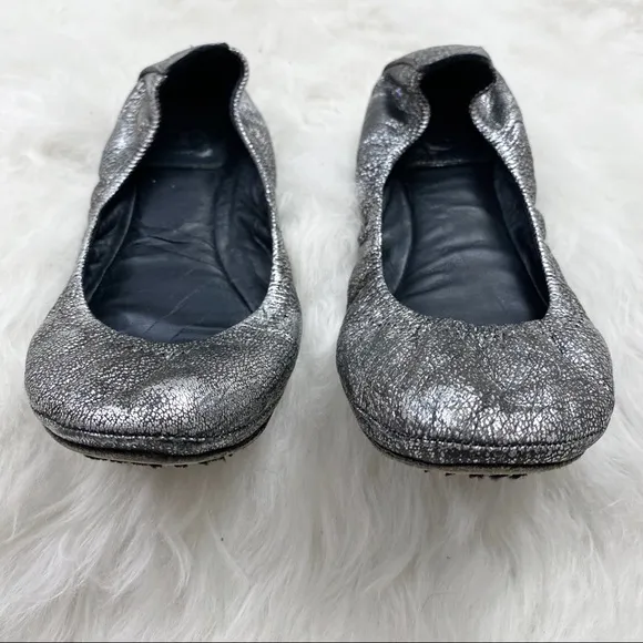 Tory Burch Eddie Scrunch Flat in Metallic Leather