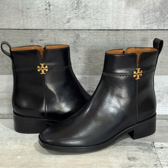 TORY BURCH Everly Flat Boots in Black Leather - Sz -  6 .US