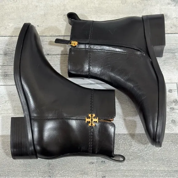 TORY BURCH Everly Flat Boots in Black Leather - Sz -  6 .US
