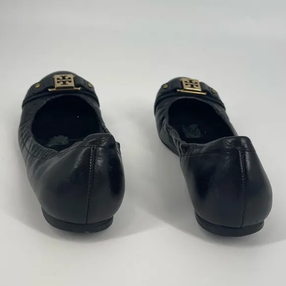 Tory Burch flats size 8 black and gold (SB2)