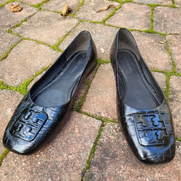Tory Burch  Georgia  Croc embossed  leather  flats