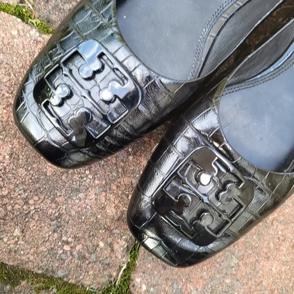 Tory Burch  Georgia  Croc embossed  leather  flats