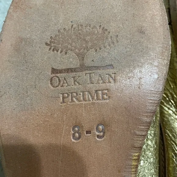 TORY BURCH GOLD LEATHER FLATS SIZE 8-9