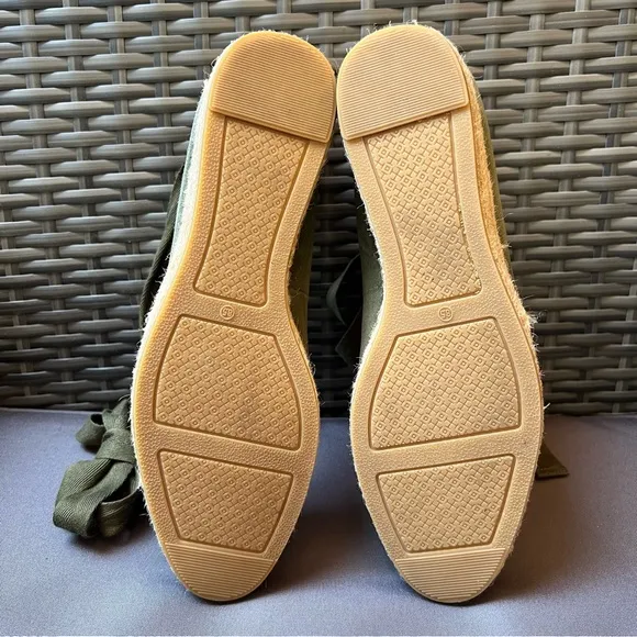 Tory Burch “Heather” Lace Up Olive Green Suede Espadrille Wedges Sz 8.5 Summer