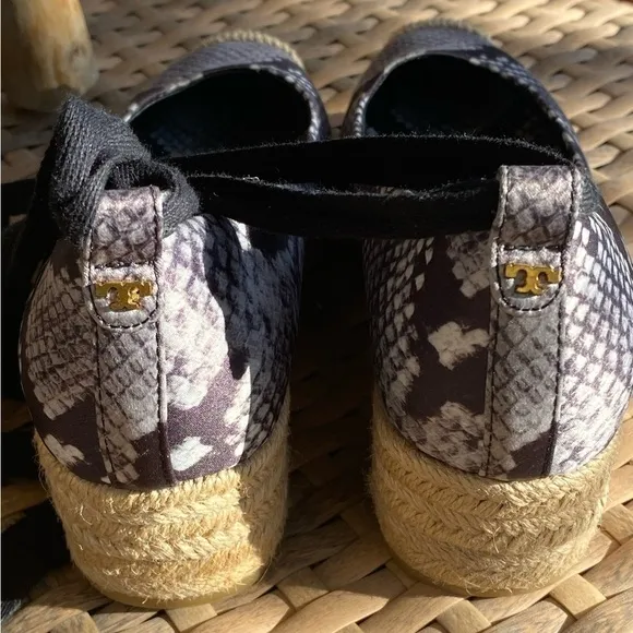 Tory Burch Heather Lace Wrap Up Espadrille Wedges - Size 6