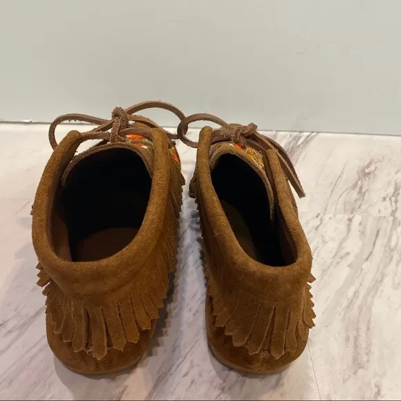 Tory Burch Huntington Embroidered Moccasins 6M