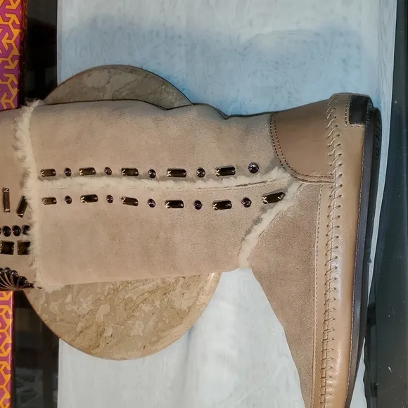 TORY BURCH JEWELED TALL SHEARLING SUEDE BOOTS SIZE 7/ LIKE NEW🚨PRICE FIRM🚨