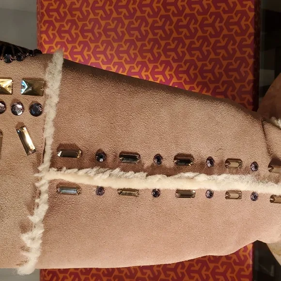 TORY BURCH JEWELED TALL SHEARLING SUEDE BOOTS SIZE 7/ LIKE NEW🚨PRICE FIRM🚨