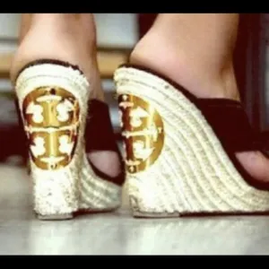 Tory Burch Kristen Espadrille Wedges size 6 1/2