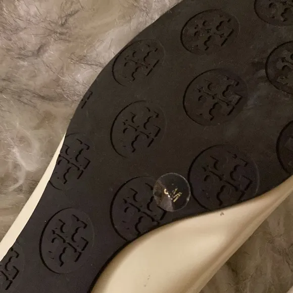 TORY BURCH leather ballet flats