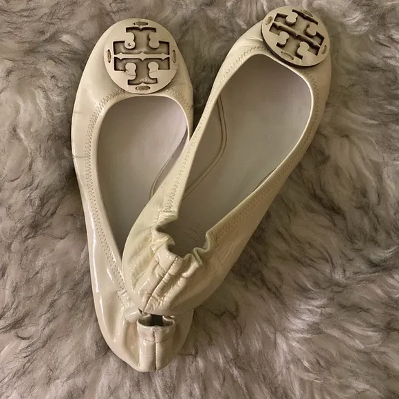 TORY BURCH leather ballet flats