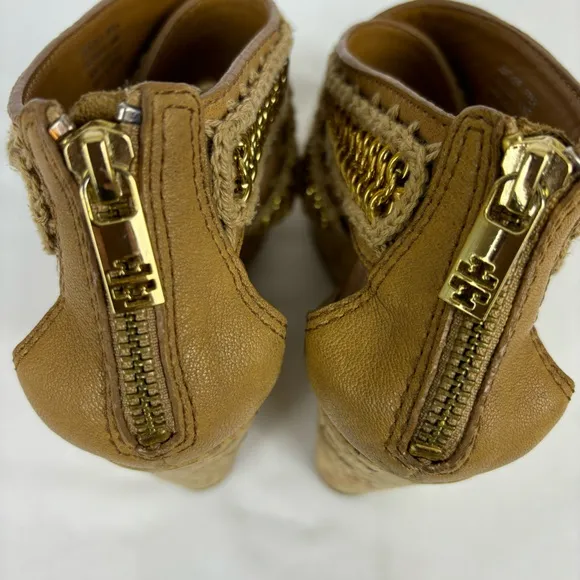 Tory Burch Lucian Sandals Leather Gold Chain Strappy Platform Wedges Tan Size 6
