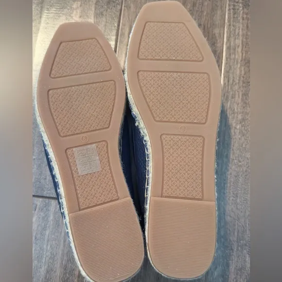 Tory Burch Navy Leather Espadrille Boat Shoes.  Size 8.  New, no box.