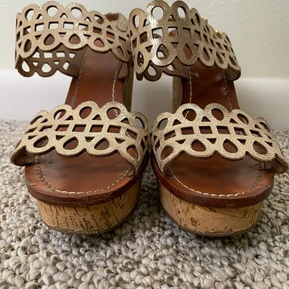 Tory Burch Nori Wedges Size 10 Platinum Metallic Leather 65m Sandals Designer