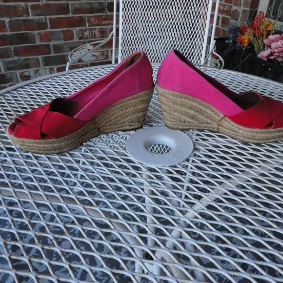 TORY BURCH Pink &amp; Red Woven Peep Toe Wedges Sandals Rope Size 6B