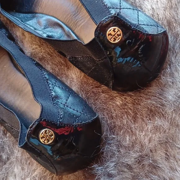 Tory Burch  quilted  flats