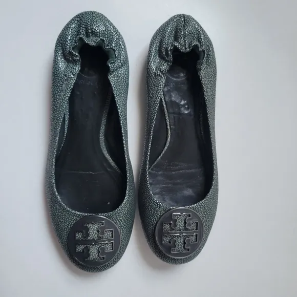 Tory burch Reva Flats leather Ballet flats  size 7M.